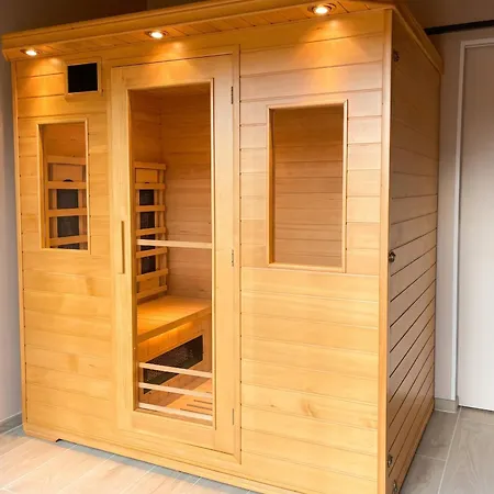 Confortable Avec Piscine Partagee A Chazemais